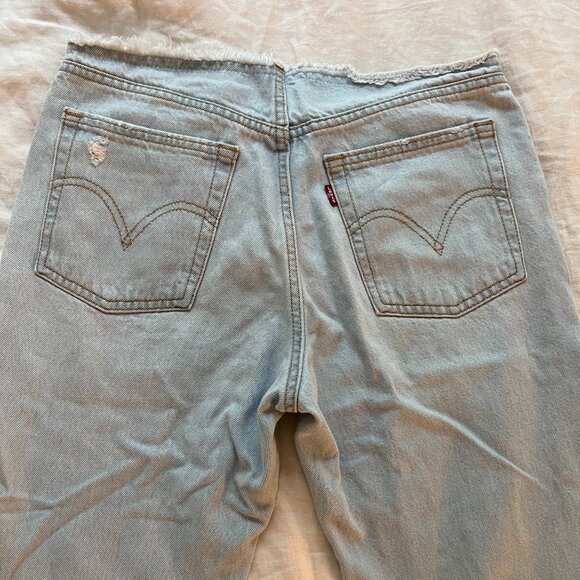 Levi Wedgie Straight Jean - Picture 3 of 6